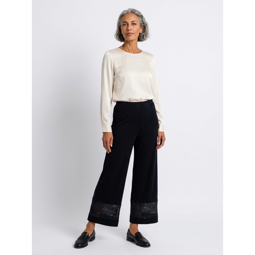 Chico's Travelers Black Crochet Hem Wide Leg Pants Sz 0 S 4/6 slinky knit Cruise